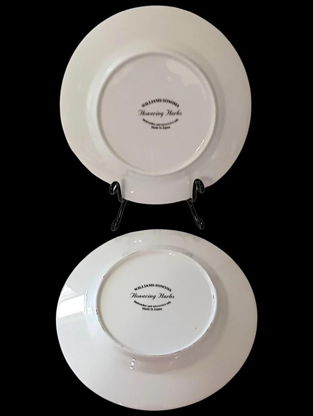 2 Williams Sonoma Flowering Herbs Salad Plates Purple Herb Flowers Grasshopper